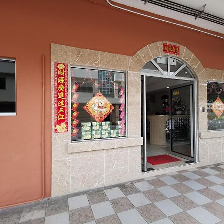 Indah Inn Tawau Buitenkant foto